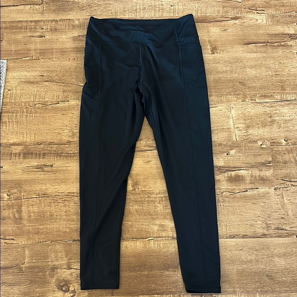 Victoria Secret On Point Low Pocket Leggings